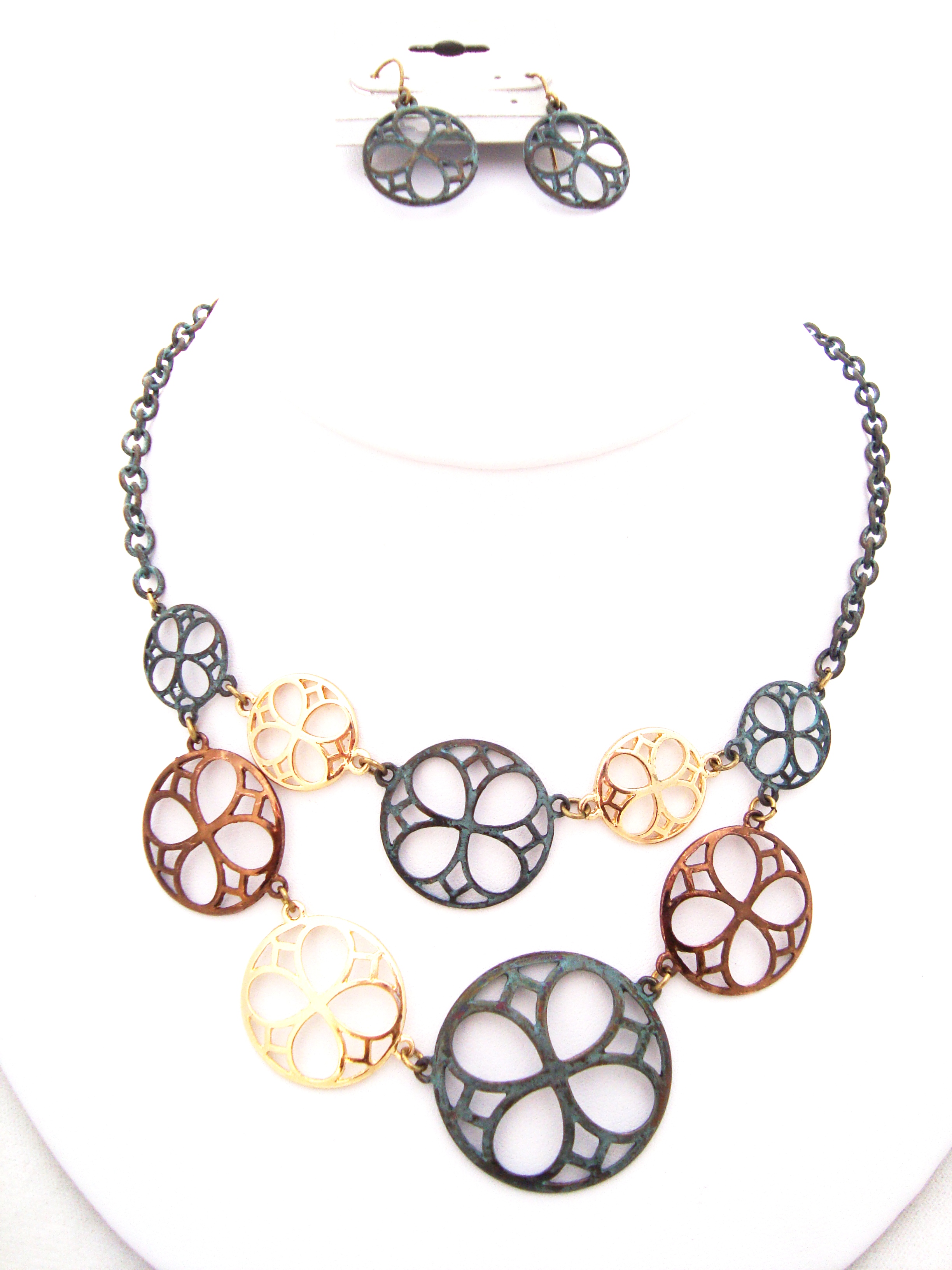 Patina Floral Discs Necklace Set