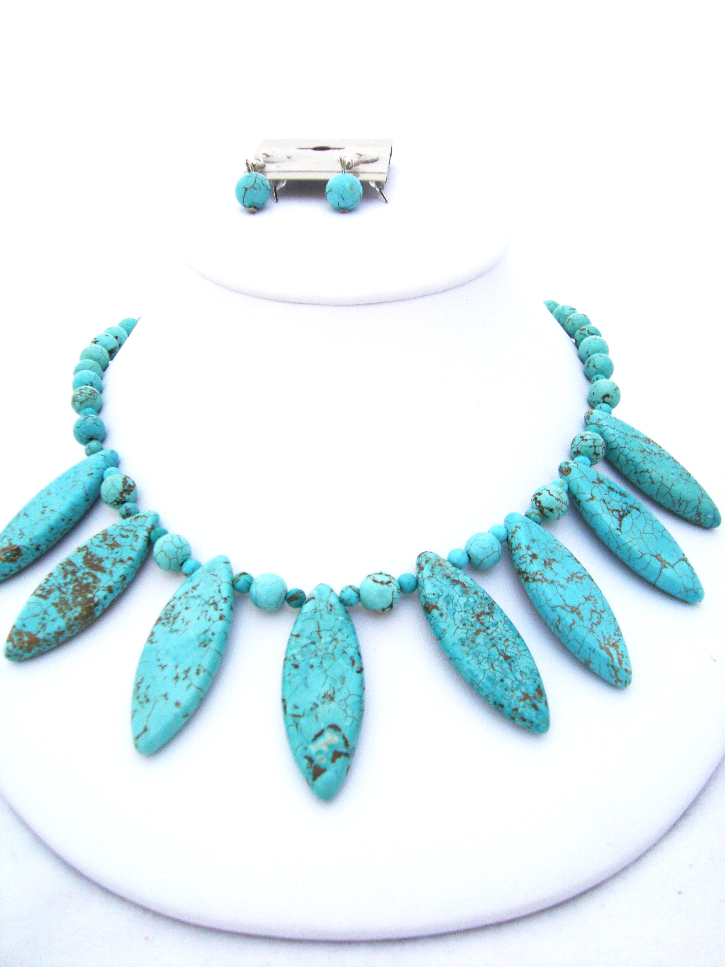 Turquoise Memory Necklace Set