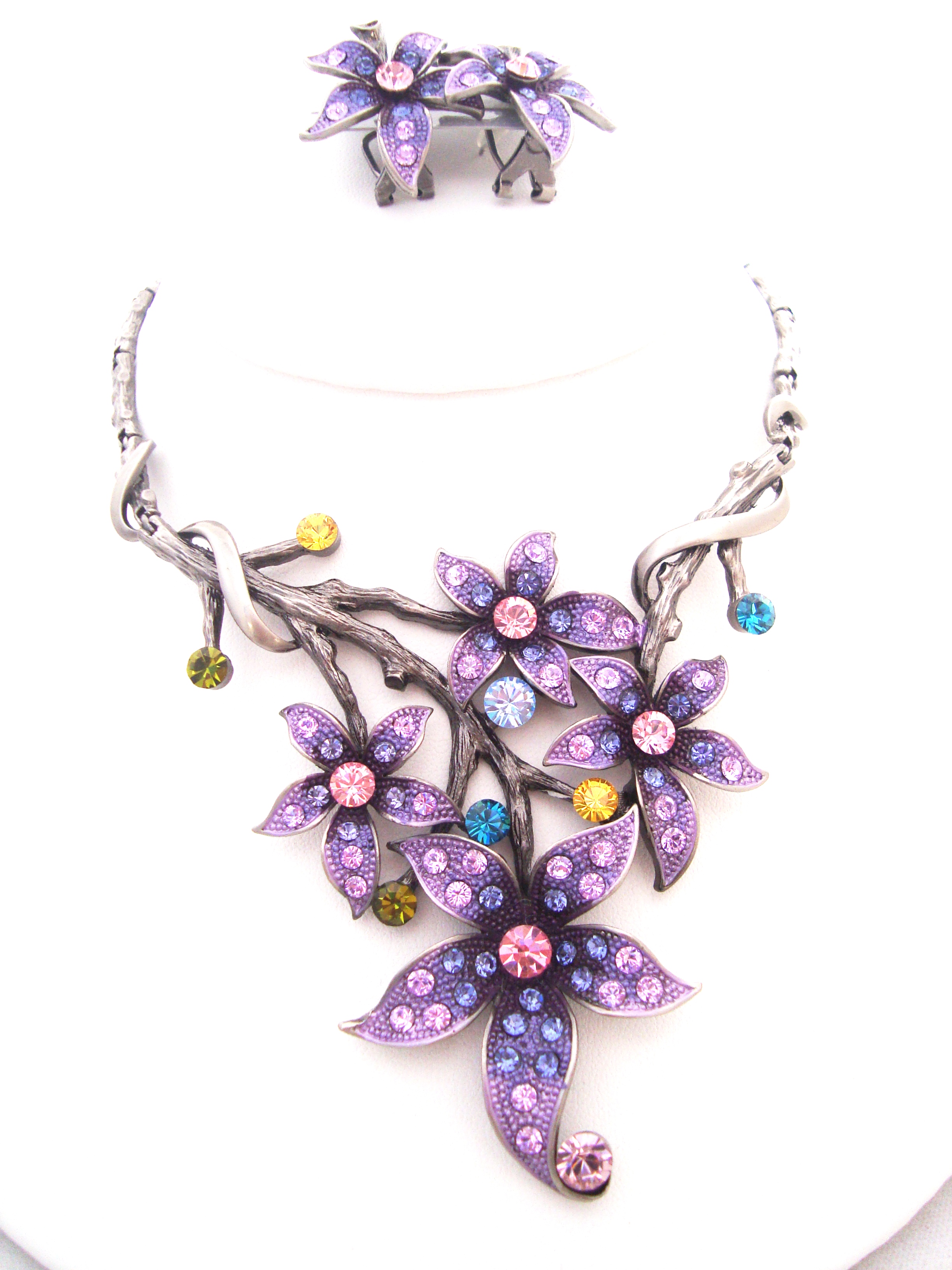 Statement Bloom Purple Flower Necklace Set