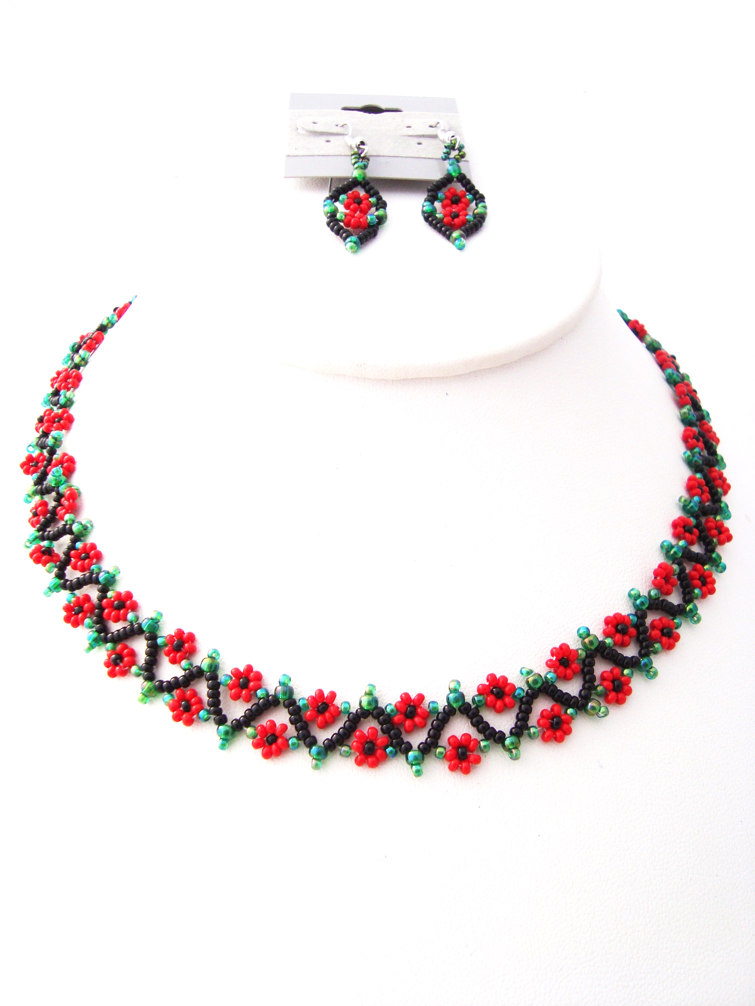 Red Small Flower Seed Bead Necklace Set