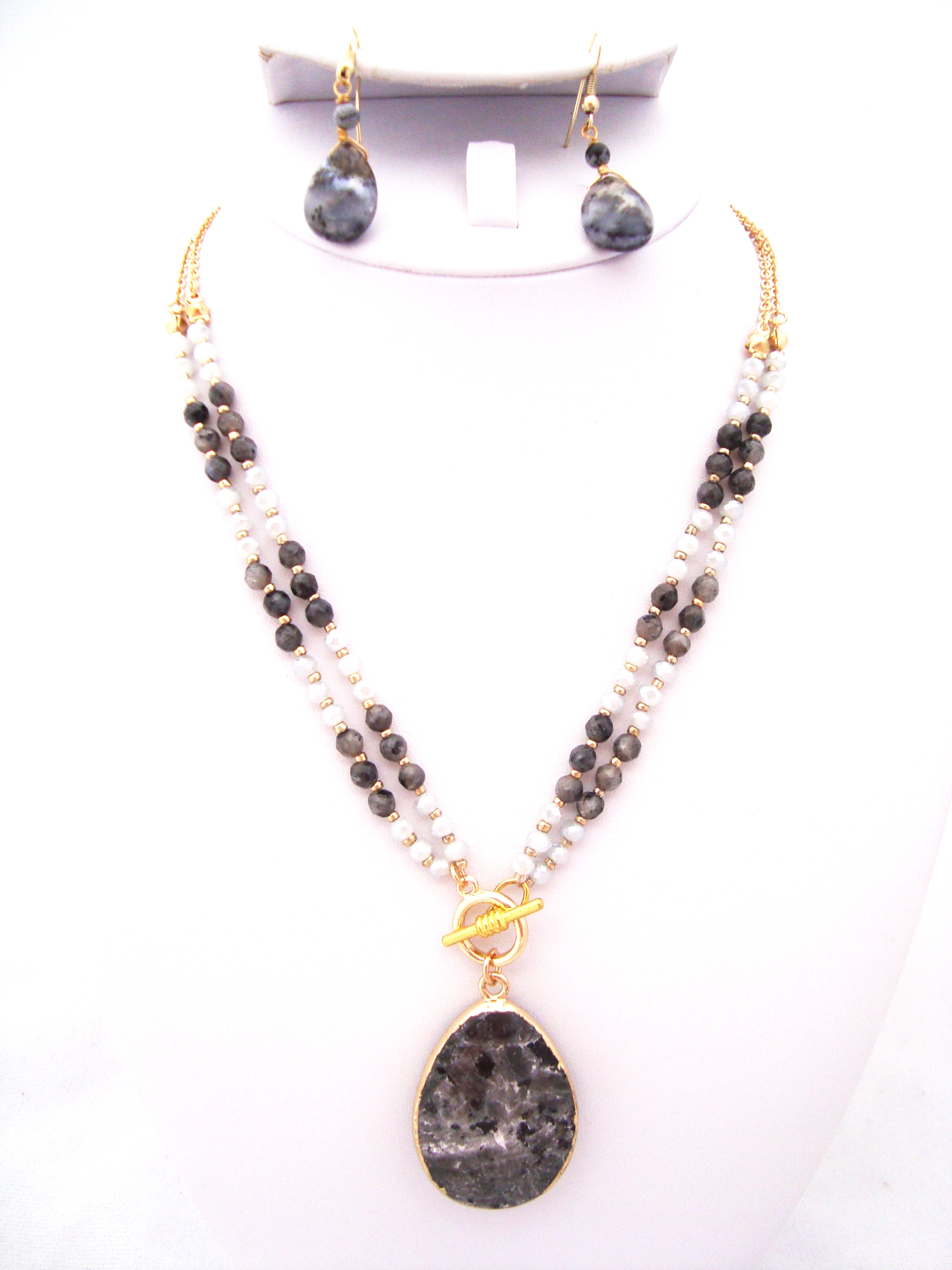 Black and Grey Agate Necklace Set